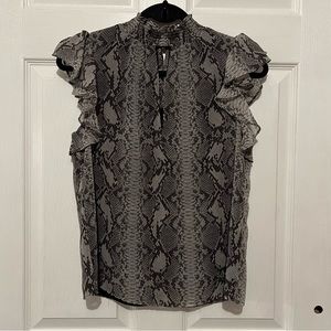 💗 1 State - Woman’s‎ Turtleneck Blouse